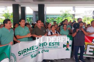 Lee más sobre el artículo Paro de 48 horas solo se descartará si el alcalde y el gobernador se reúnen con los médicos