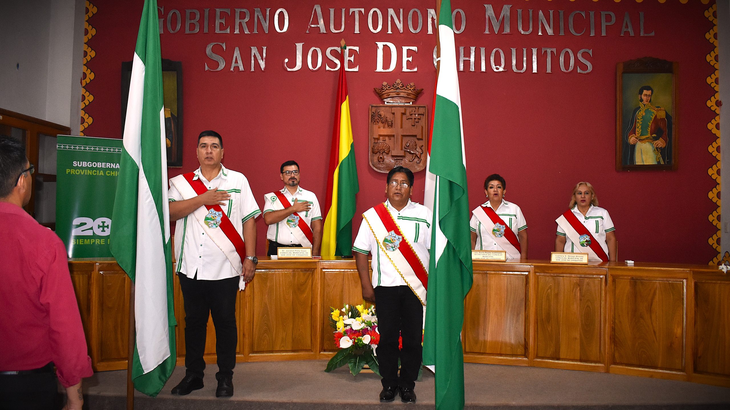 Lee más sobre el artículo Con una Sesión de Honor del Concejo Municipal, los josesanos iniciaron los festejos por el Bicentenario.
