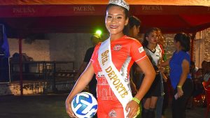 Lee más sobre el artículo Mariana Salvatierra, ganó el certamen de belleza, «Reina del Campeonato Intercomparsas 2025»