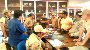 Lee más sobre el artículo Unidos por la Conservación del Kaa-Iya: Guardaparques Lideran la Actualización del Plan de Manejo