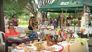 Lee más sobre el artículo Feria Artesanal de San José de Chiquitos impulsa la reactivación económica durante Semana Santa