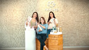 Lee más sobre el artículo Natura presenta Tododia Cabellos en Bolivia: cuidado capilar con tecnología prebiótica para mujeres reales