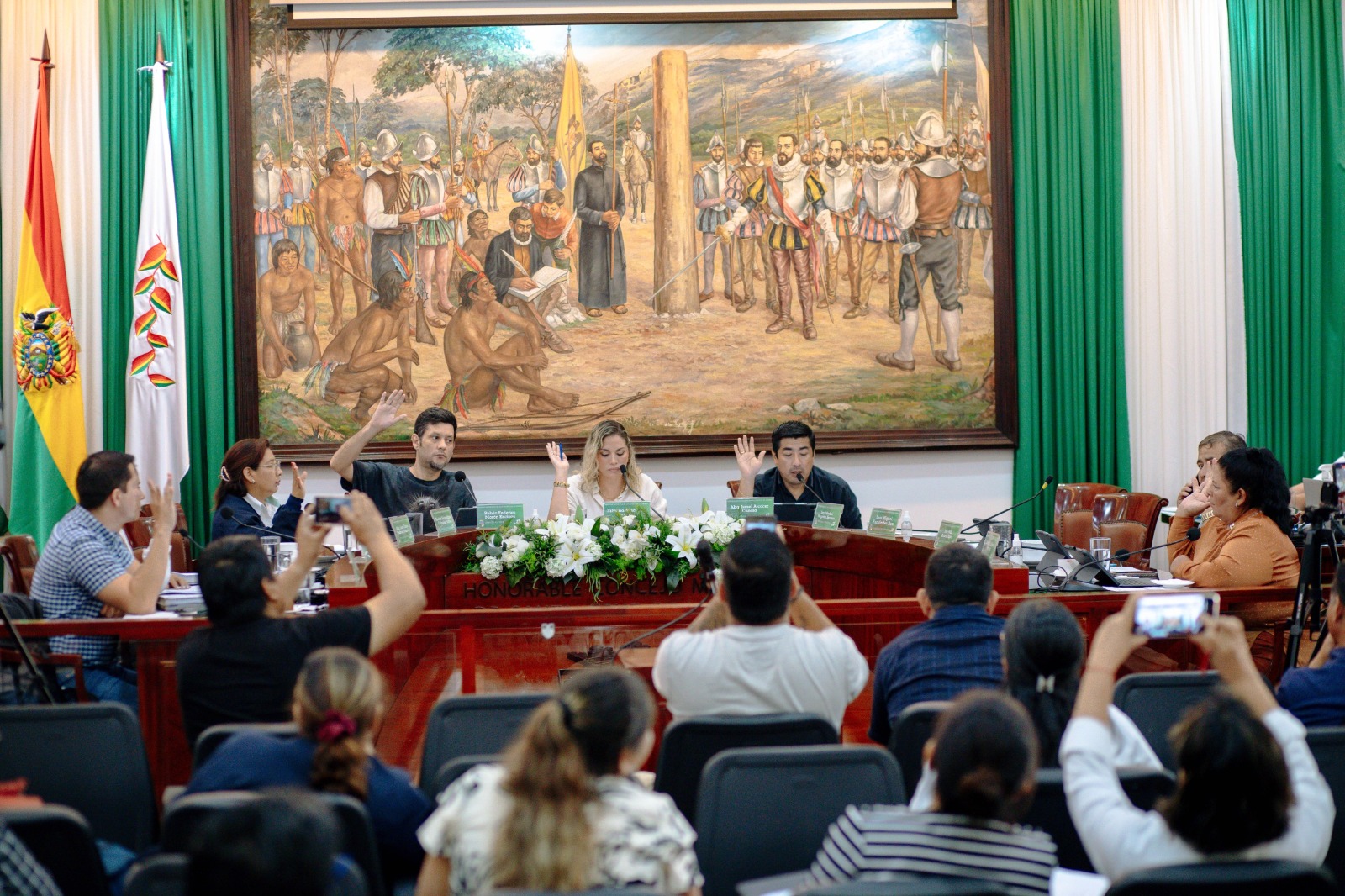 Lee más sobre el artículo Concejales aprobaron Ley que permite censurar a Alcalde interino y Secretarios Municipales
