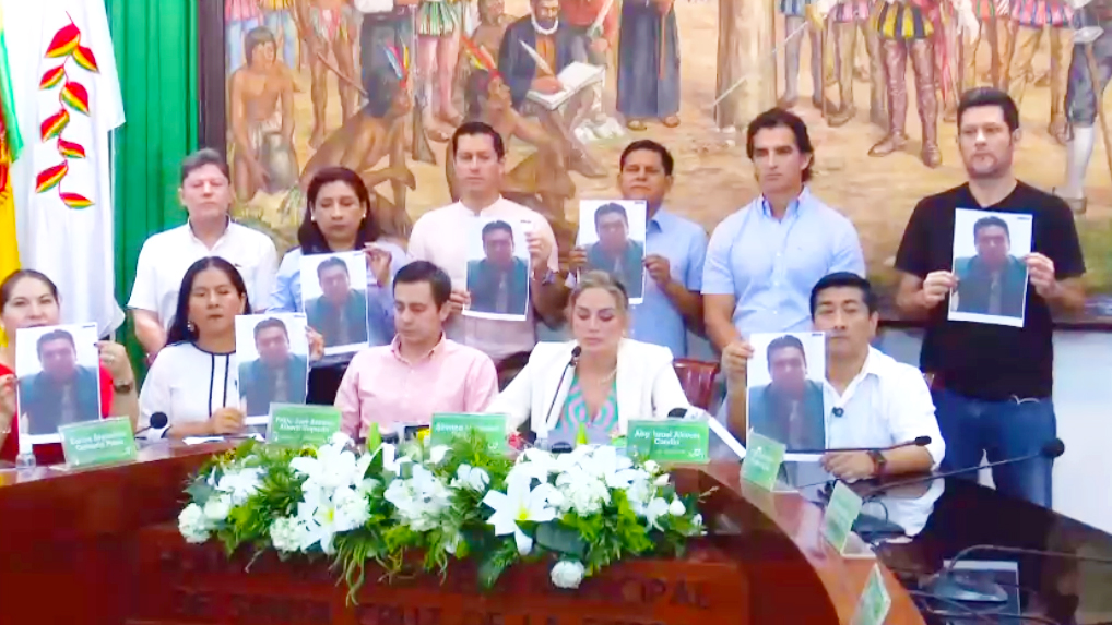 Lee más sobre el artículo Juez de El Torno Suspende Elección de la Directiva del Concejo Municipal de Santa Cruz