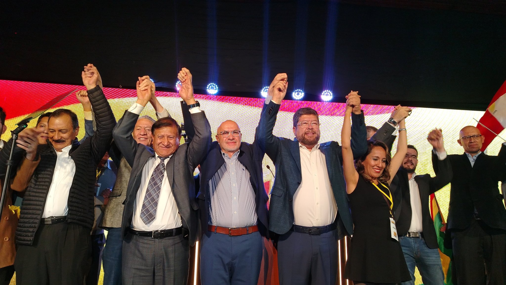 En este momento estás viendo Samuel Doria Medina y José Luis Lupo Oficializan su Binomio para las Elecciones Presidenciales de Bolivia 2025