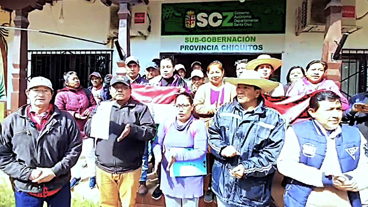 Lee más sobre el artículo Comunidades Indígenas de Chiquitos Exigen al Gobernador Aguilera la Promulgación Inmediata del Reglamento para Actualizar sus Personalidades Jurídicas