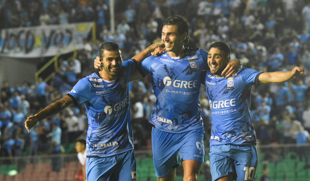 Lee más sobre el artículo Blooming Celebra su 79° Aniversario con Triunfo 2-0 frente a Nacional Potosí