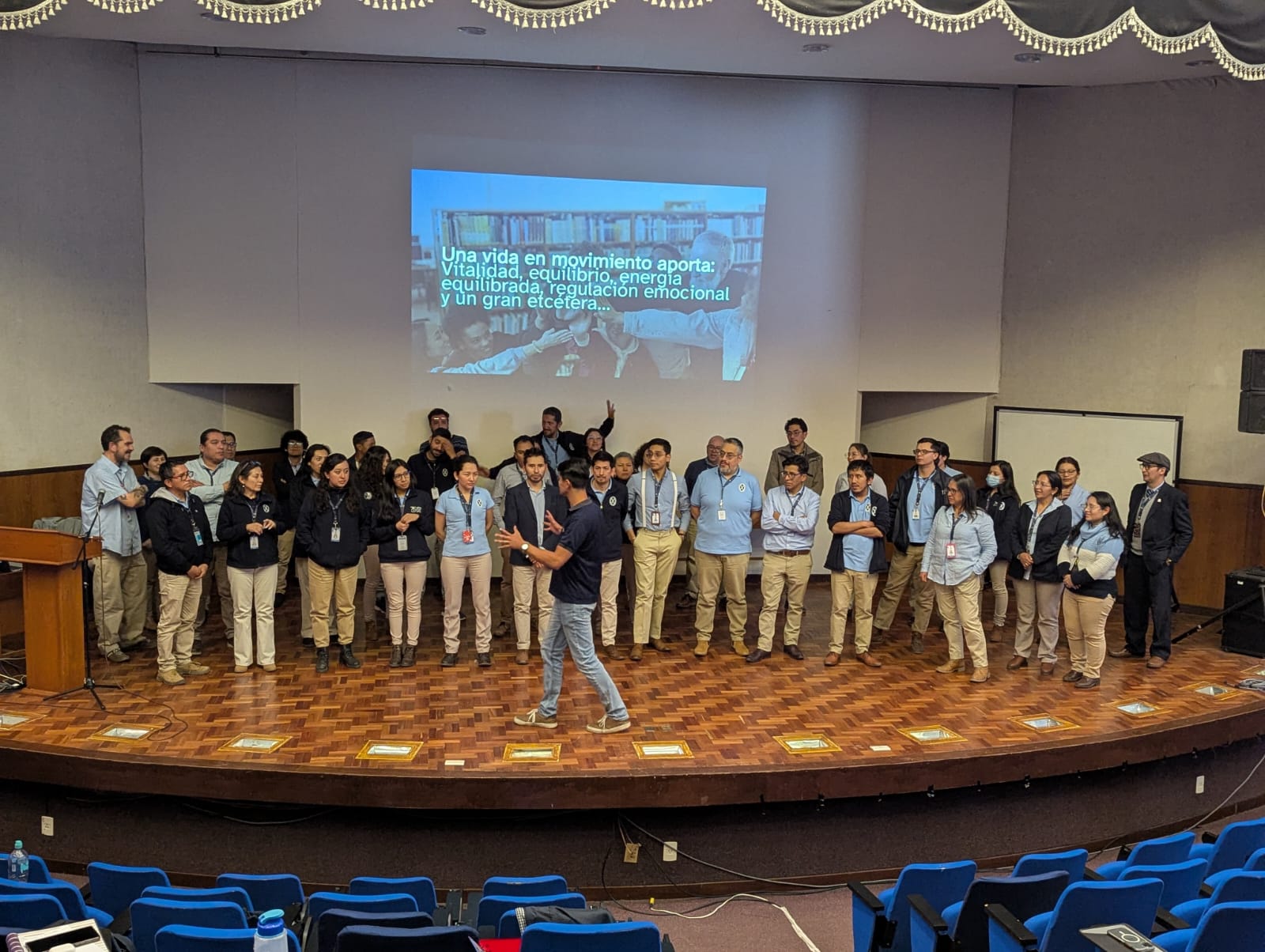 En este momento estás viendo Maestr@s Conectad@s presenta contenidos actualizados para comprender la evolución de los sistemas de aprendizaje y construir clases en la era digital
