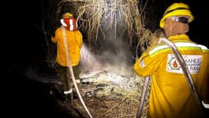 Lee más sobre el artículo U.U.B.R. San José, sin Apoyo Externo, contuvo un Incendio que amenazaba con ingresar a Santa Cruz la Vieja