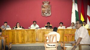 Lee más sobre el artículo Concejales de SOL logran fallo histórico que obliga al alcalde Marbin Barbery a cumplir censura municipal