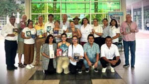 Lee más sobre el artículo Feria Integral de Gestión Educativa destaca el poder de los libros y la literatura cruceña