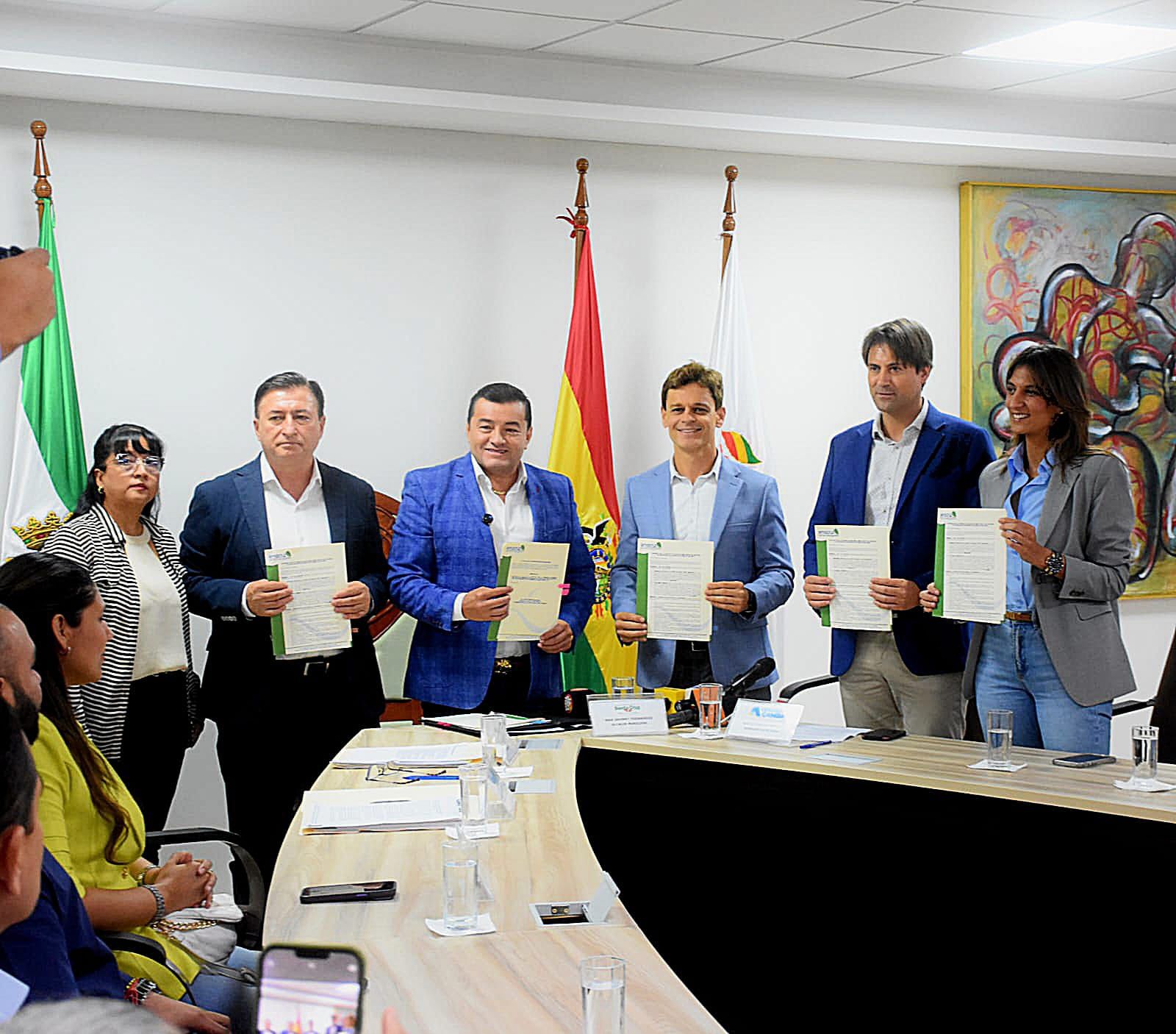 En este momento estás viendo Itacamba, Emacruz y la Alcaldía de Santa Cruz firman convenio para transformar neumáticos en desuso en energía sostenible para la producción de cemento