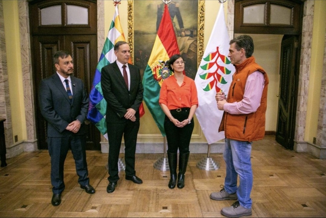 Lee más sobre el artículo Paz designa a Yussef Akly al frente de YPFB y a Margot Ayala en la ANH para impulsar la nueva política energética nacional
