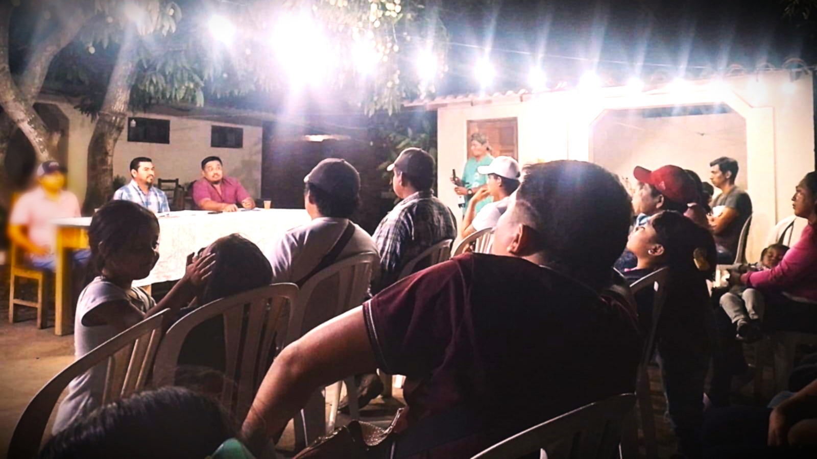 Lee más sobre el artículo Dagner Espinoza se compromete con mototaxistas de San José de Chiquitos tras emotiva visita de la Asociación de Motos «Casco Viejo»