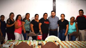 Lee más sobre el artículo Dagner Espinoza Parada fortalece su candidatura con nuevo respaldo en Taperas
