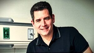Lee más sobre el artículo Sebastián Peña es reelecto como presidente del Club Blooming en comicios sin rivales