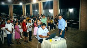 Lee más sobre el artículo Corazones latiendo fuerte: El sorteo de CRE que hizo vibrar San José de Chiquitos con 40 historias de superación que valen oro (y $100)