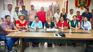Lee más sobre el artículo Instituciones josesanas forman frente común y viajarán a La Paz para exigir la conclusión de los 46,5 km pendientes de la carretera San José de Chiquitos – San Ignacio de Velasco