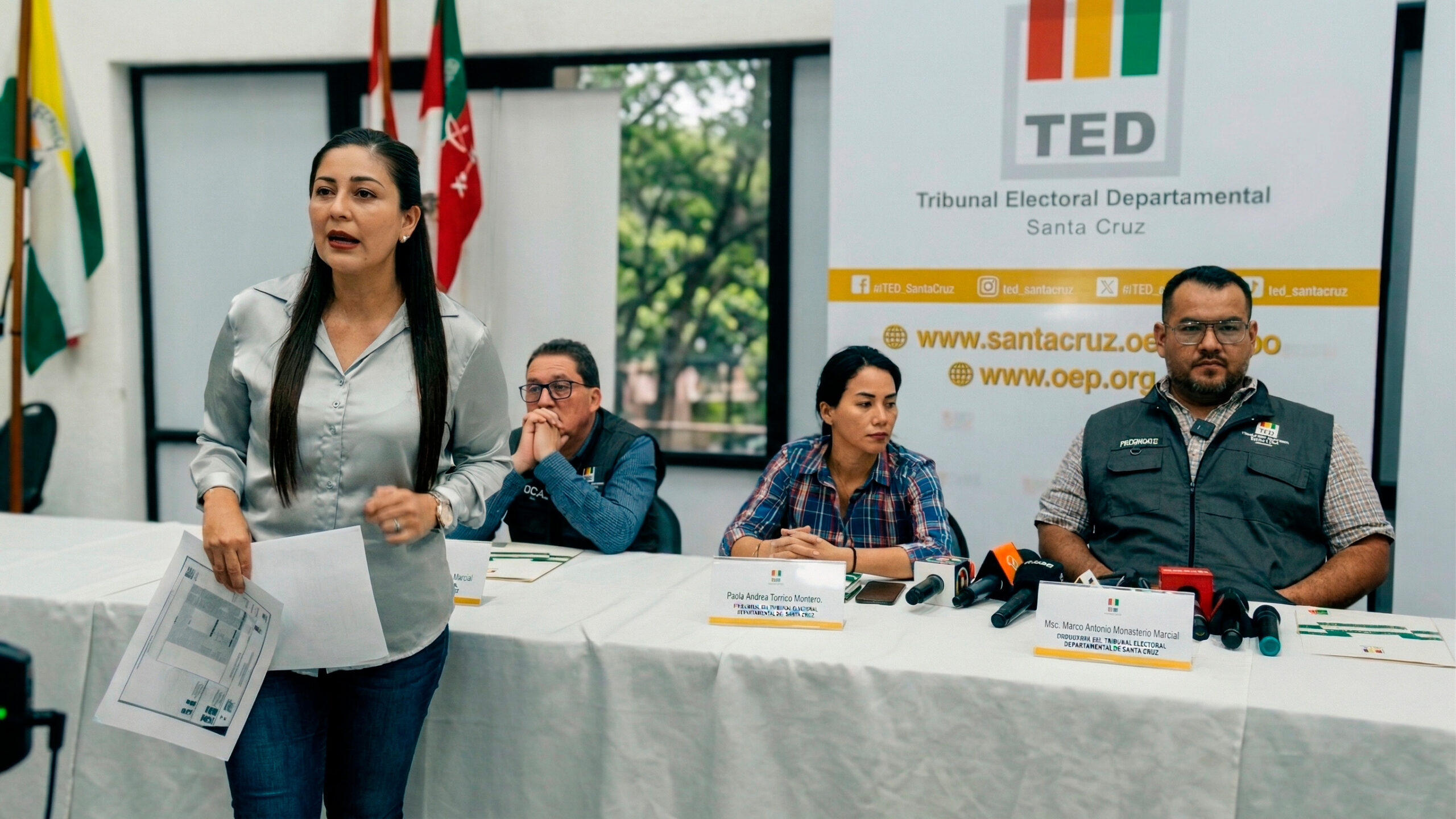 Lee más sobre el artículo Tensión en el TED Santa Cruz: Candidata de «Libre» denuncia fraude y encara a vocales por curul de Chiquitos