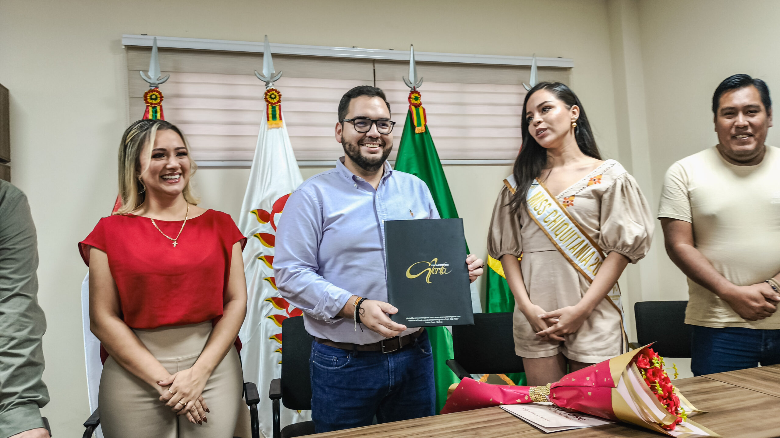 Lee más sobre el artículo Jennifer Salmón Sevilla, es declarada embajadora de la belleza y la cultura chiquitana en San José